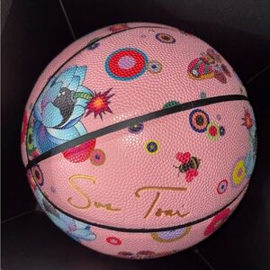 Sue Tsai Flower Bomb II - Basketball